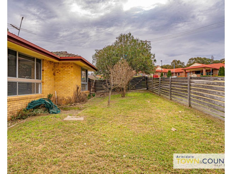 20 Glass Street, Armidale NSW 2350