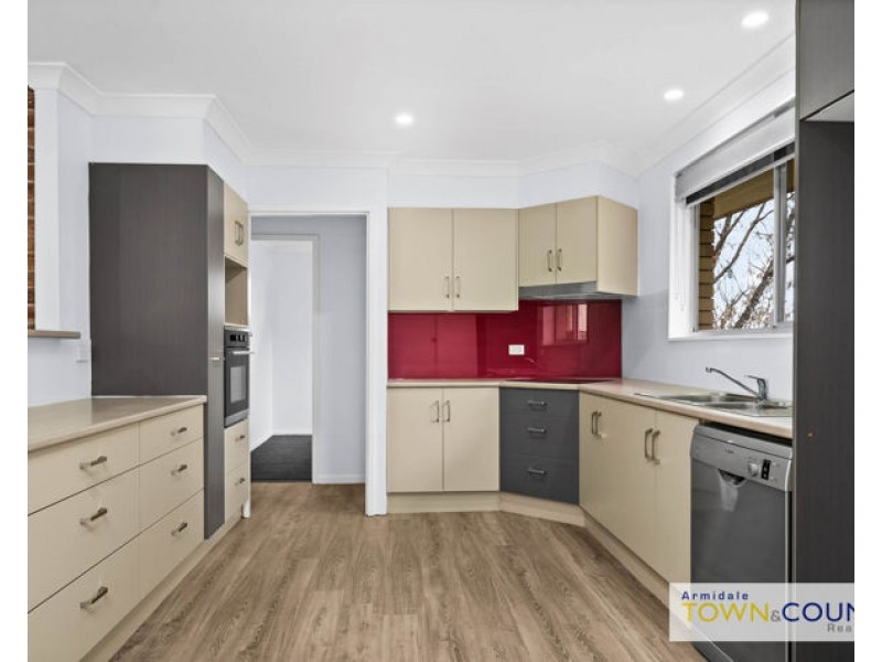 20 Glass Street, Armidale NSW 2350