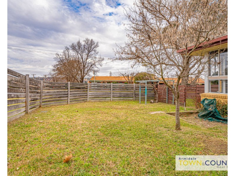 20 Glass Street, Armidale NSW 2350