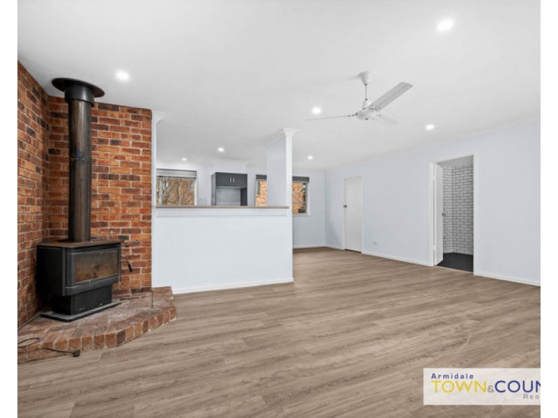 20 Glass Street, Armidale NSW 2350