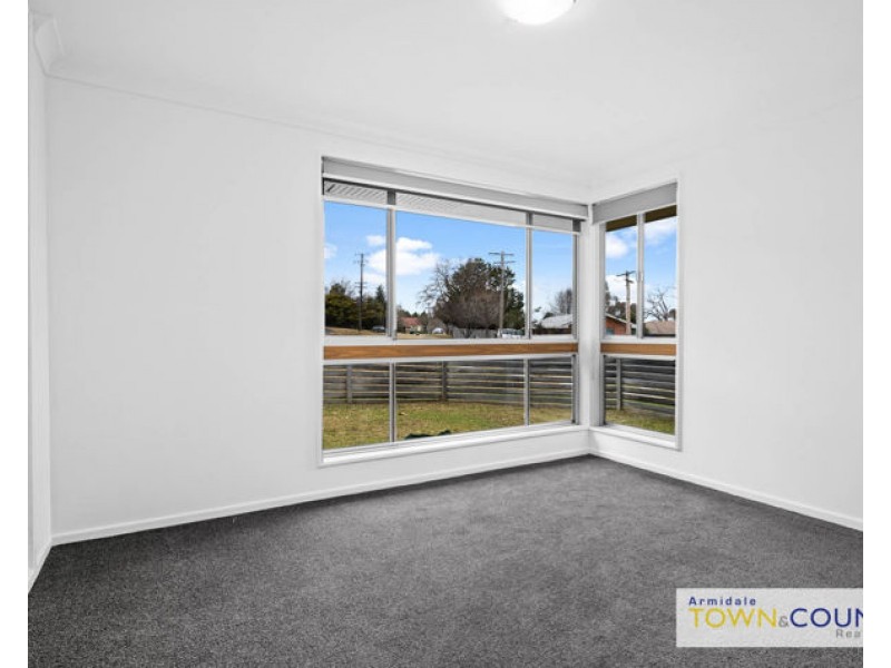20 Glass Street, Armidale NSW 2350