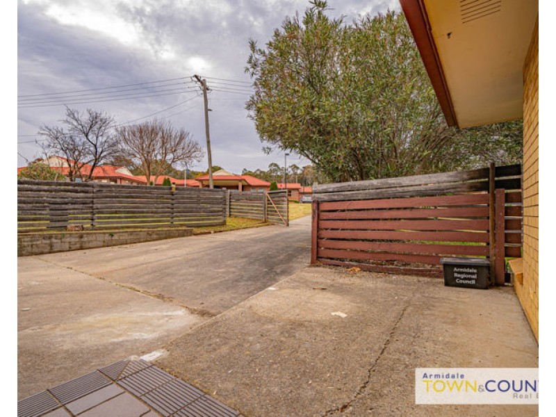 20 Glass Street, Armidale NSW 2350