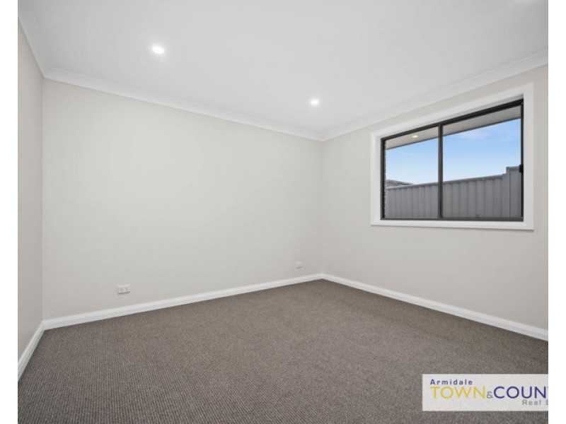 21/22 Freeman Crescent, Armidale NSW 2350