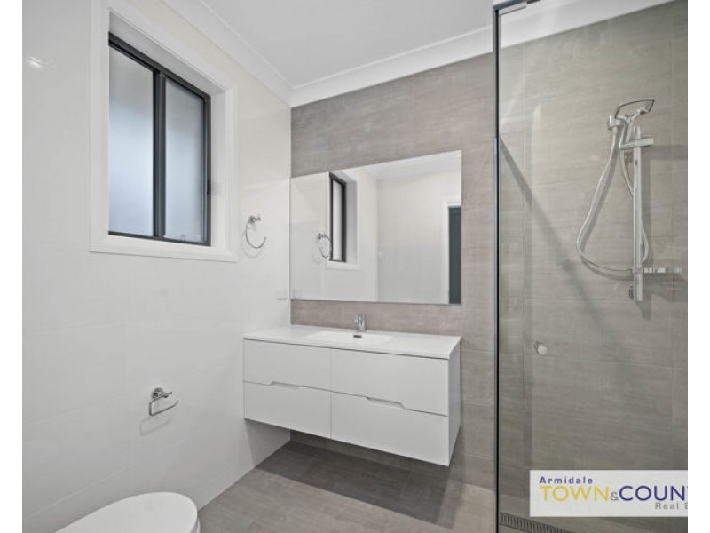 21/22 Freeman Crescent, Armidale NSW 2350