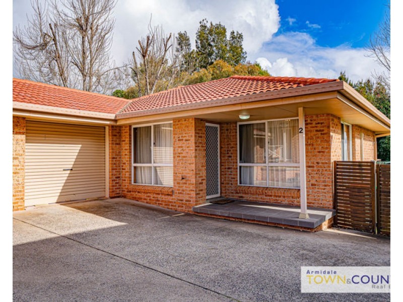 2/8 Nathaniel Pidgeon Drive, Armidale NSW 2350