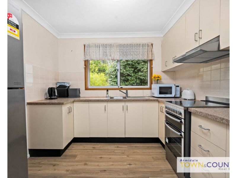 2/8 Nathaniel Pidgeon Drive, Armidale NSW 2350