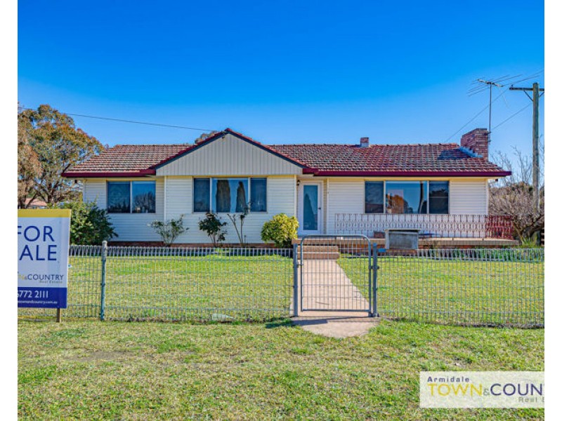 50 Martin Street, Armidale NSW 2350