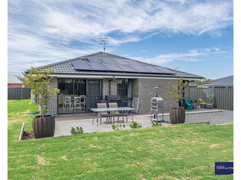 5 Spearmount Drive, Armidale NSW 2350