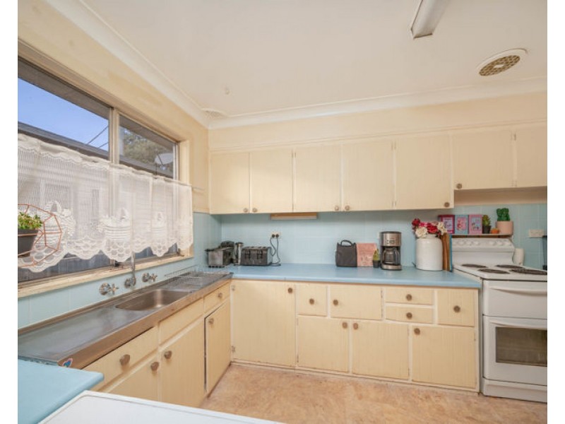 32 Enid Street, Armidale NSW 2350