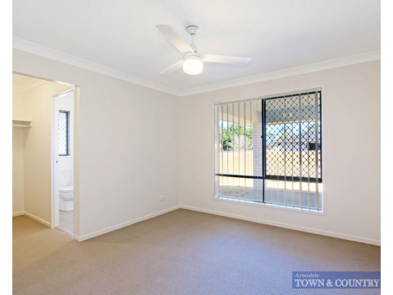 42 Manse Street, Guyra NSW 2365