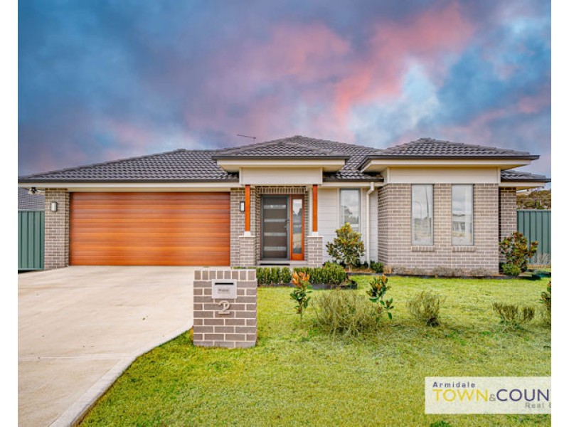 2 Dala Lane, Armidale NSW 2350