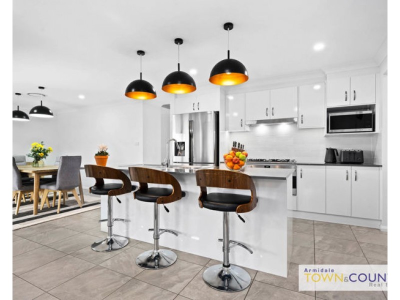 2 Dala Lane, Armidale NSW 2350