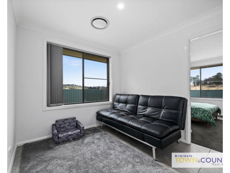 2 Dala Lane, Armidale NSW 2350