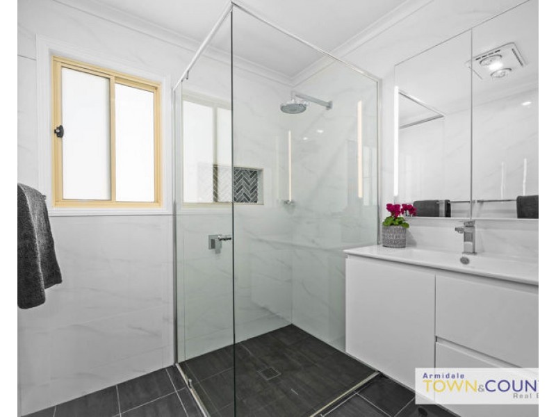 182 Mossman Street, Armidale NSW 2350