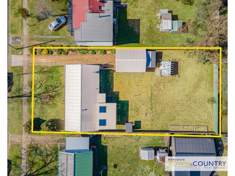 182 Mossman Street, Armidale NSW 2350