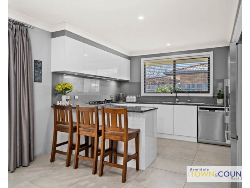 5 Cynthia Crescent, Armidale NSW 2350