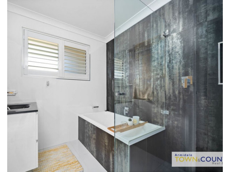 5 Cynthia Crescent, Armidale NSW 2350