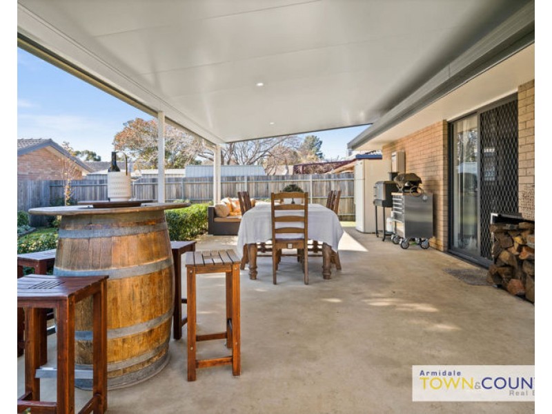 5 Cynthia Crescent, Armidale NSW 2350