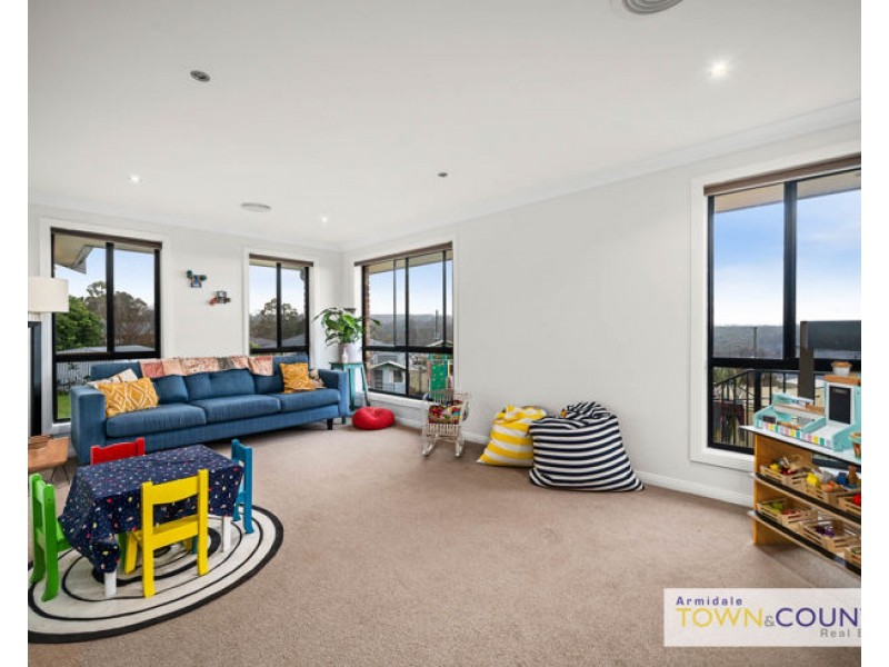 10 Bill Watson Court, Armidale NSW 2350
