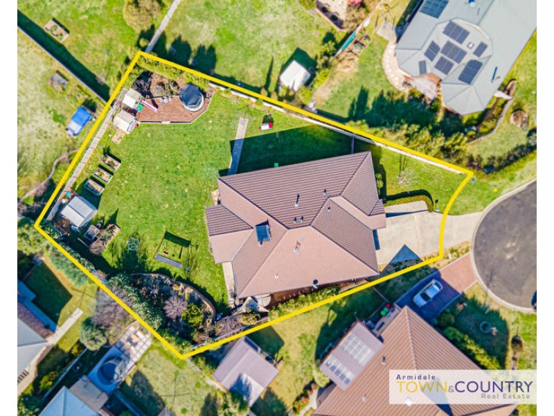 10 Bill Watson Court, Armidale NSW 2350