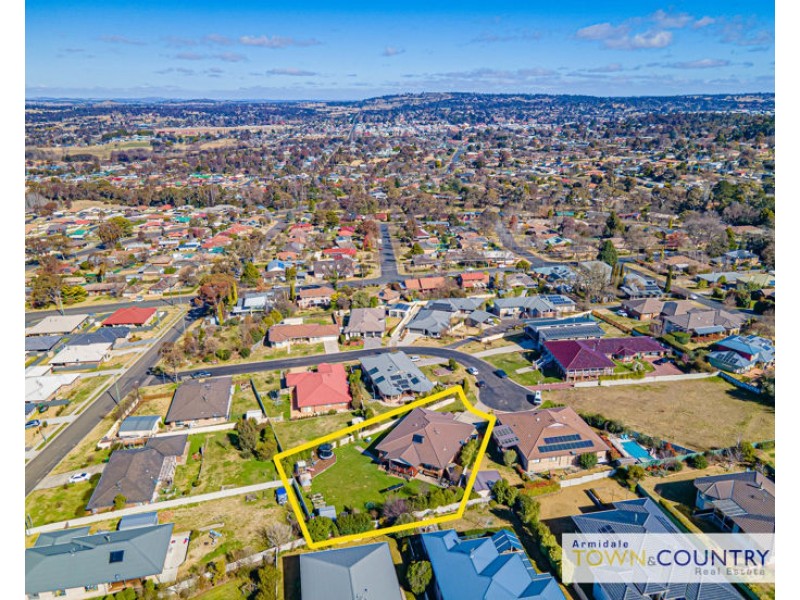 10 Bill Watson Court, Armidale NSW 2350