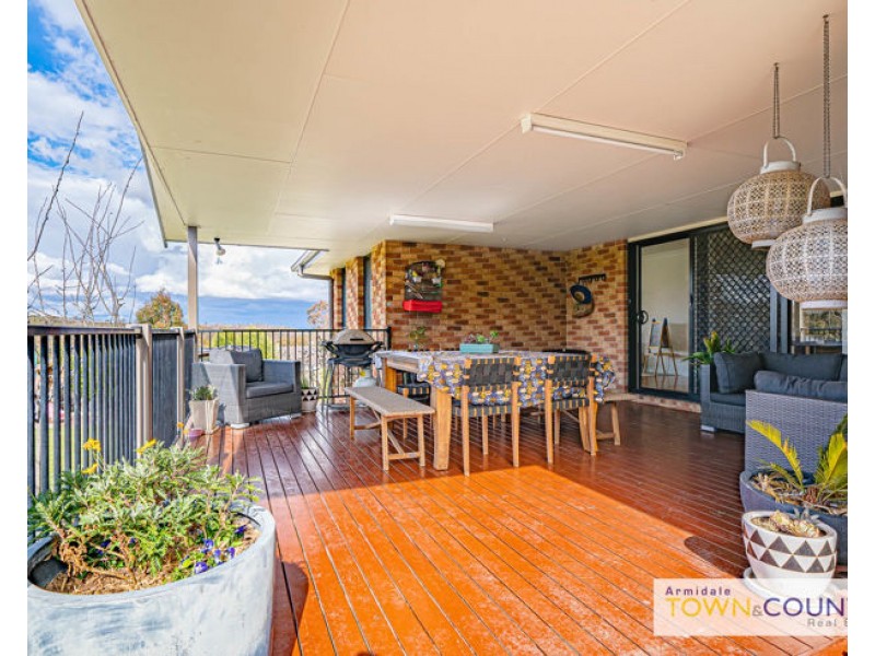 10 Bill Watson Court, Armidale NSW 2350