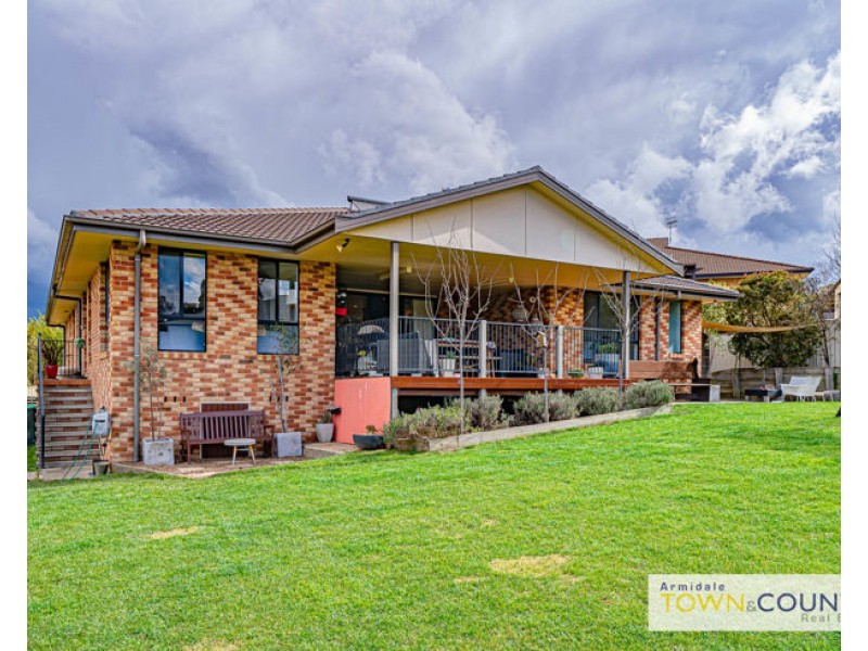 10 Bill Watson Court, Armidale NSW 2350
