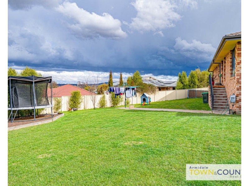 10 Bill Watson Court, Armidale NSW 2350