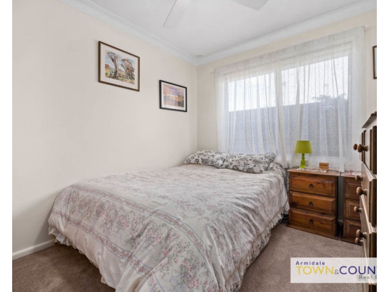 12 Holmes Avenue, Armidale NSW 2350
