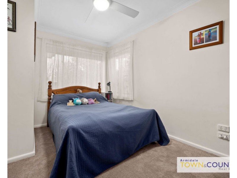 12 Holmes Avenue, Armidale NSW 2350