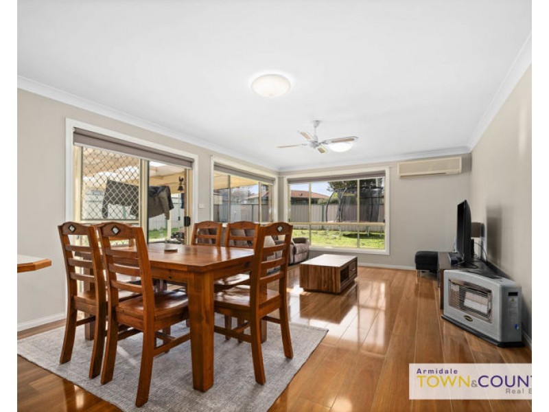 19 Ishbell Drive, Armidale NSW 2350