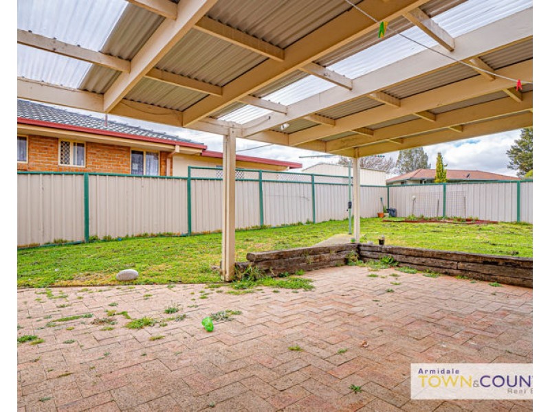19 Ishbell Drive, Armidale NSW 2350