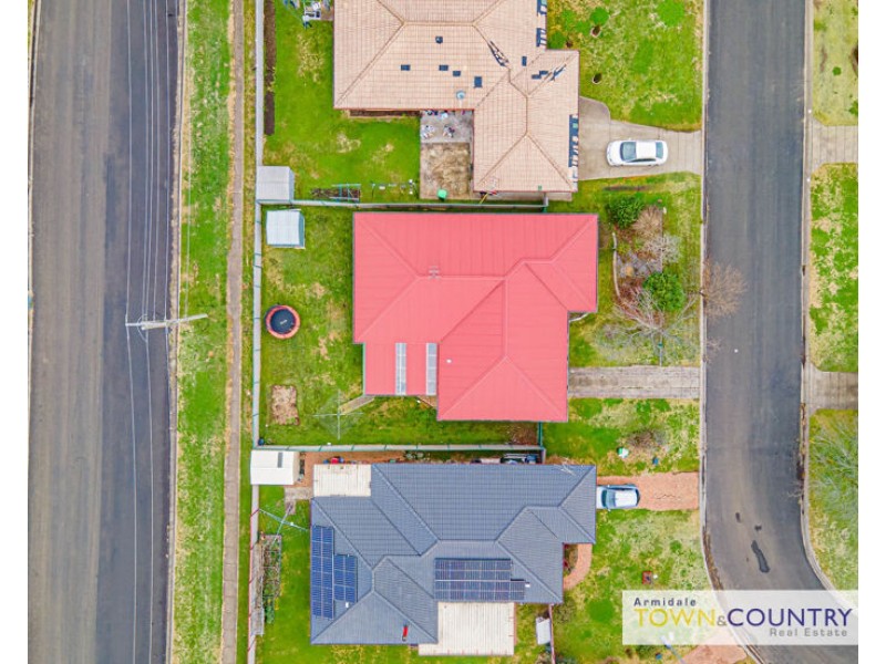 19 Ishbell Drive, Armidale NSW 2350