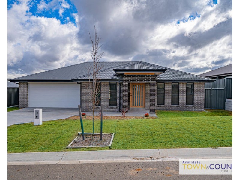 7 Pasture Street, Armidale NSW 2350