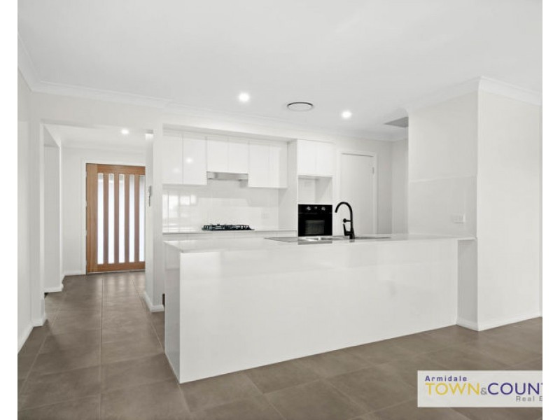 7 Pasture Street, Armidale NSW 2350