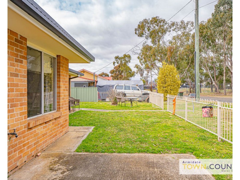 4/20 Barry Street, Armidale NSW 2350