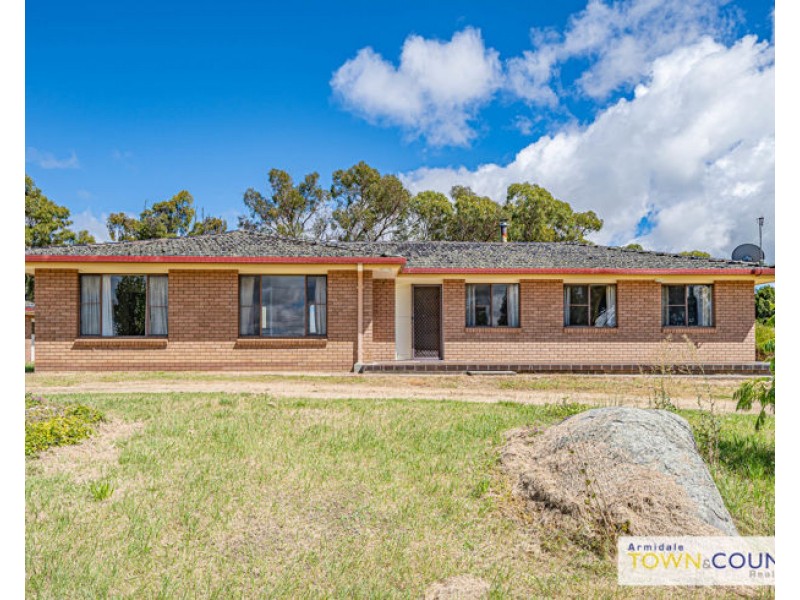 11561 New England Highway, Armidale NSW 2350