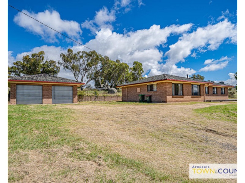 11561 New England Highway, Armidale NSW 2350