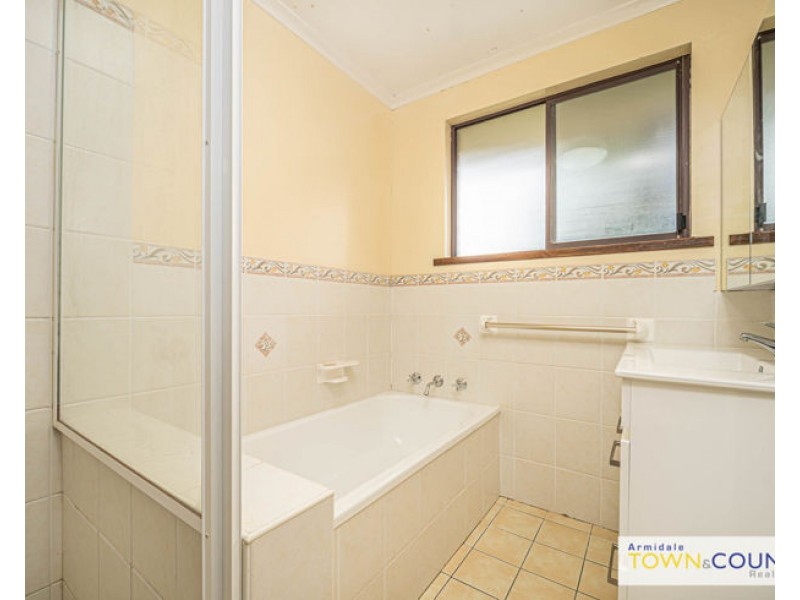 5 Hawthorne Close, Armidale NSW 2350
