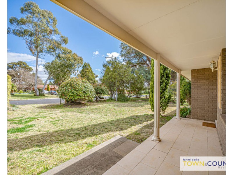 5 Hawthorne Close, Armidale NSW 2350
