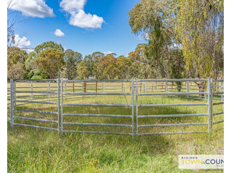 7 Alinnya Lane, Armidale NSW 2350