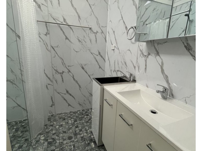 1/4 Drummond Avenue, Armidale NSW 2350