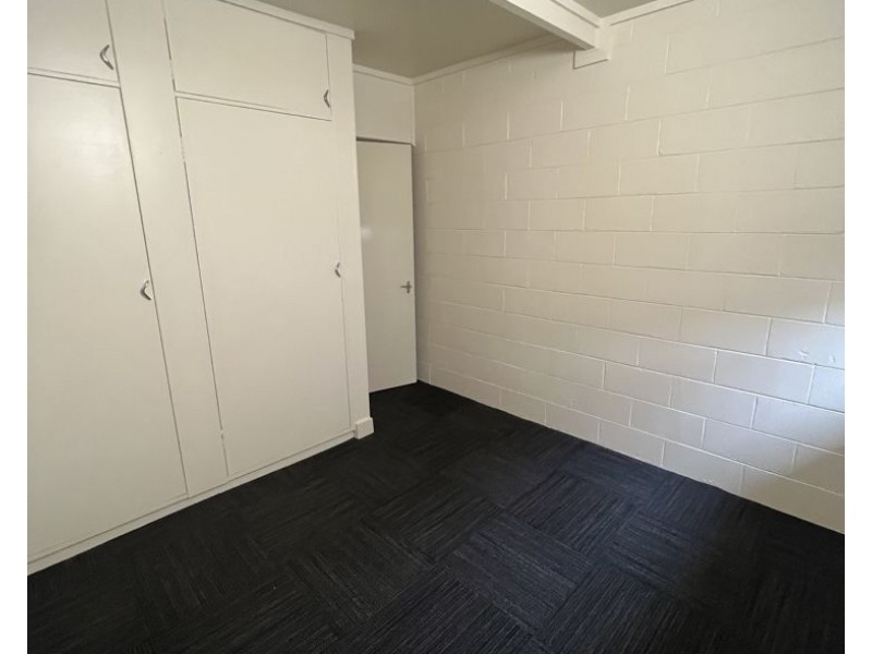 1/4 Drummond Avenue, Armidale NSW 2350