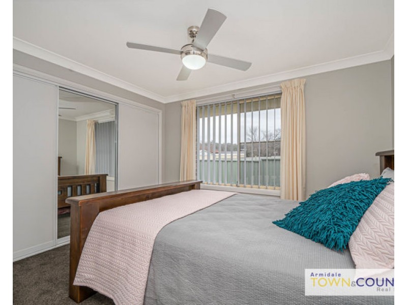 108 Fittler Close, Armidale NSW 2350