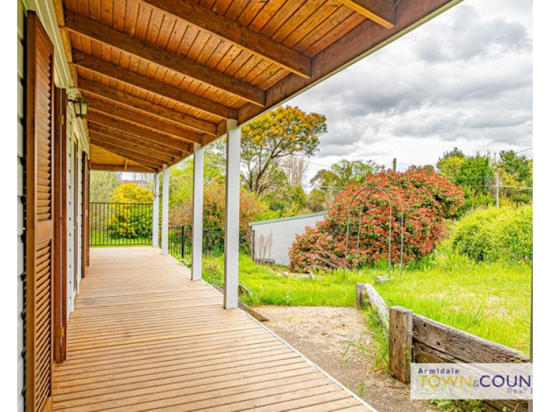 47 Maitland Street, Uralla NSW 2358