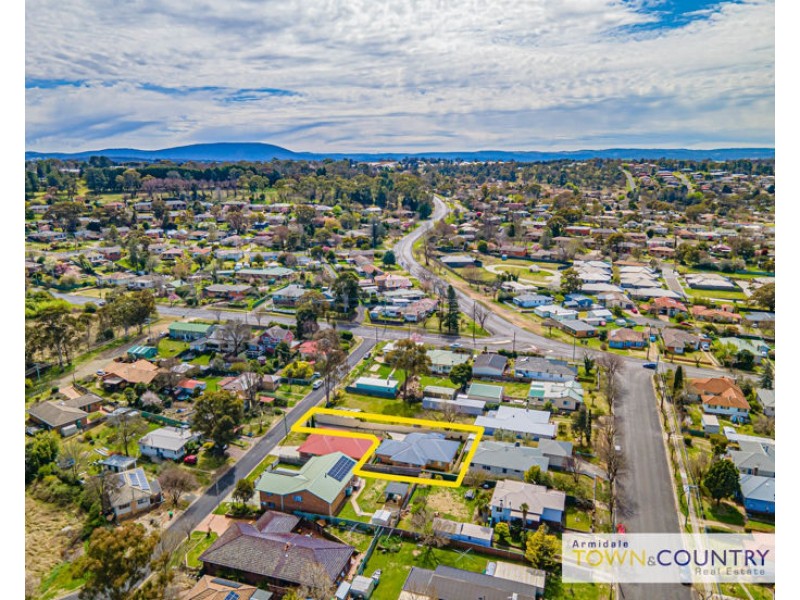 5a Mayfield Avenue, Armidale NSW 2350