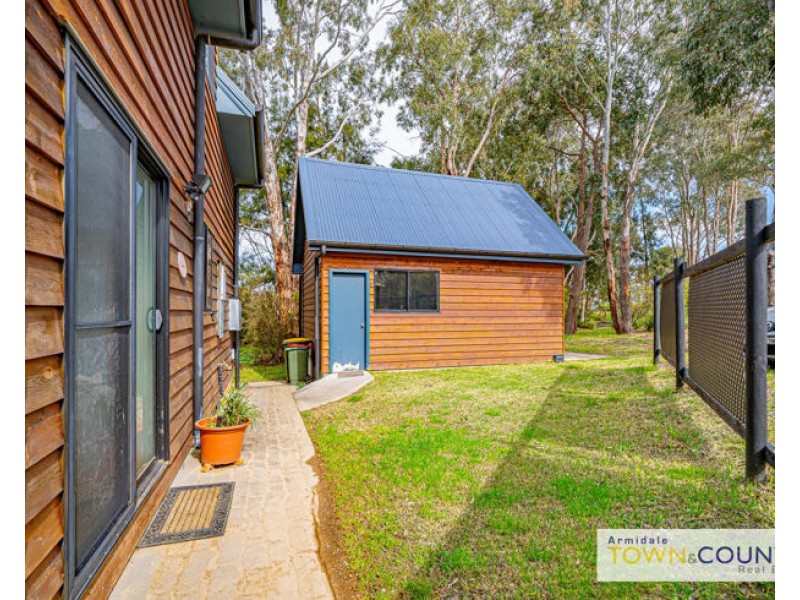 23 Rowan Avenue, Uralla NSW 2358