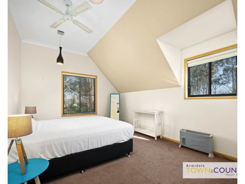 23 Rowan Avenue, Uralla NSW 2358