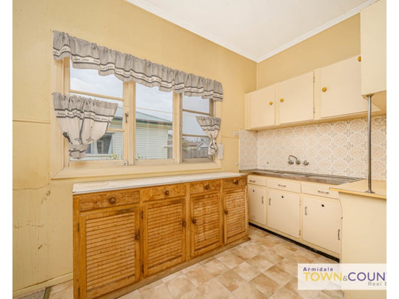 193 Chapel Street, Armidale NSW 2350