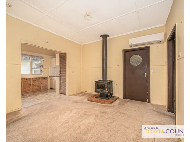 193 Chapel Street, Armidale NSW 2350